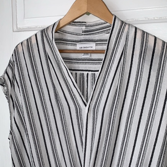 LIZ CLAIBORNE FAUX WRAP SURPLICE STRIPED TOP - Picture 2 of 6